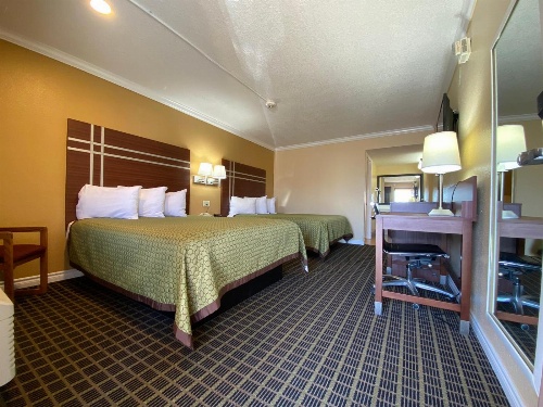 Americas Best Value Inn - Azusa/Pasadena image 1