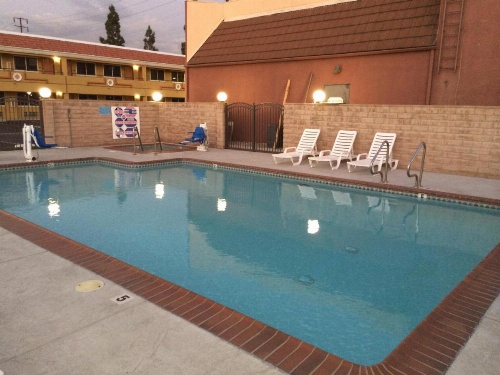 Americas Best Value Inn - Azusa/Pasadena image 10