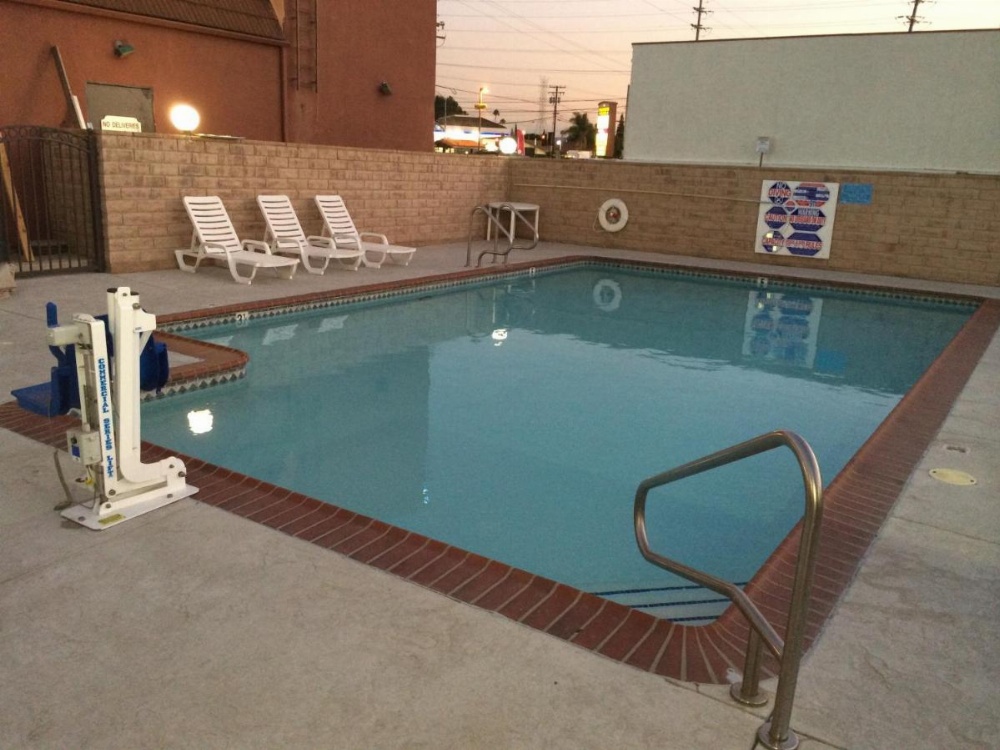 Americas Best Value Inn - Azusa/Pasadena Image 13