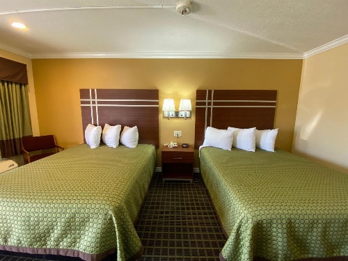 Americas Best Value Inn - Azusa/Pasadena image 4