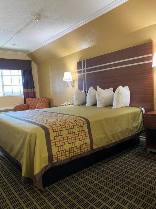 Americas Best Value Inn - Azusa/Pasadena image 7
