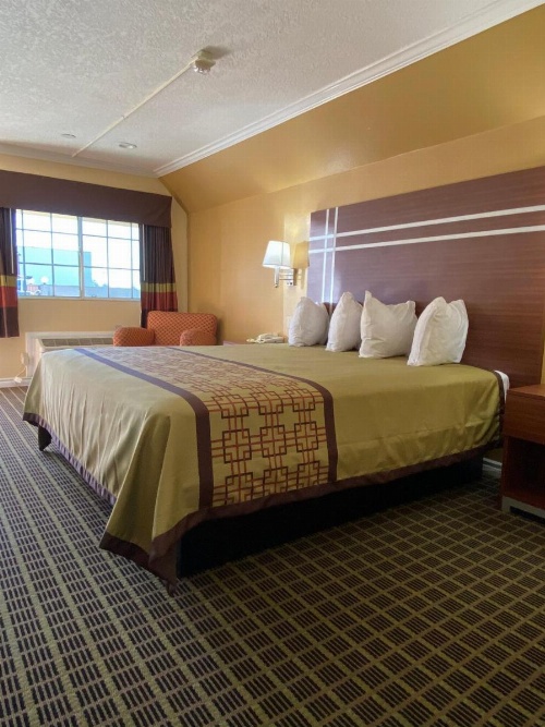 Americas Best Value Inn - Azusa/Pasadena image 9